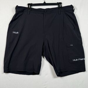 Huk Next Level Shorts Men’s XXL Black Performance Fishing Stretch Zip Pocket